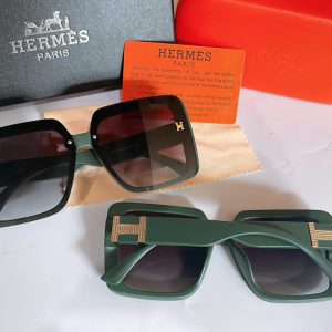 Kính mắt thời trang Chanel